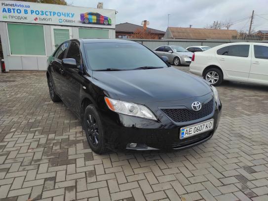 Toyota Camry 2006г. в рассрочку