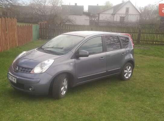 Nissan Note                            2009г. в рассрочку