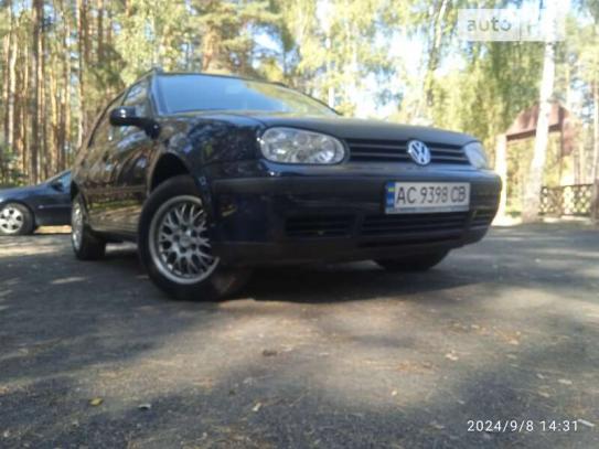 Volkswagen Golf 2000р. у розстрочку