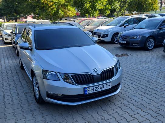 Skoda Octavia 2017г. в рассрочку