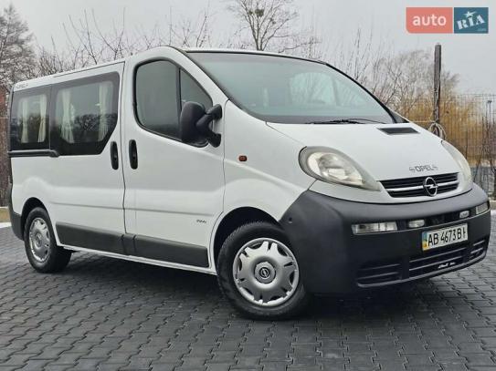 Opel Vivaro 2005р. у розстрочку