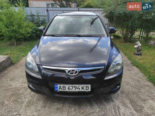 Hyundai I30                             2009г. в рассрочку