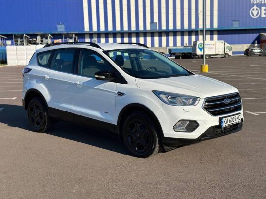 Ford Kuga
                            2017г. в рассрочку