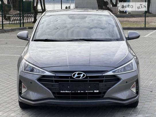 Hyundai Elantra 2020р. у розстрочку