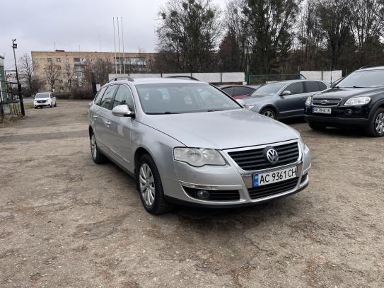 Volkswagen Passat 2008р. у розстрочку