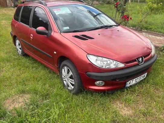 Peugeot 206                             2004г. в рассрочку