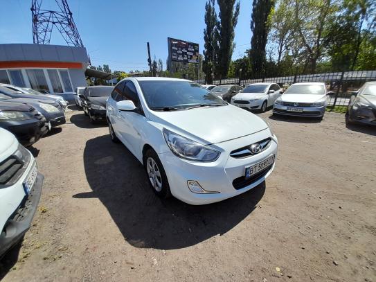 Hyundai Accent 2011г. в рассрочку