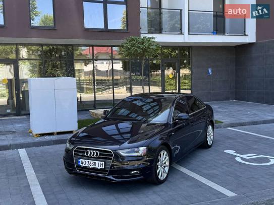 Audi A4 2014г. в рассрочку