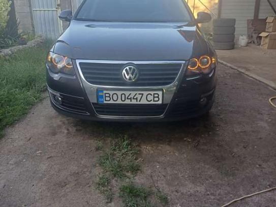 Volkswagen Passat 2009g. in Raten