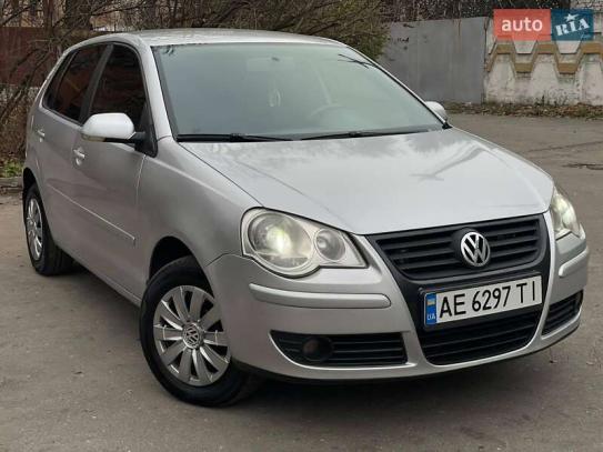 Volkswagen Polo                            2009г. в рассрочку