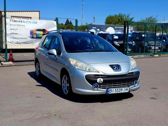 Peugeot 207
                             2007г. в рассрочку