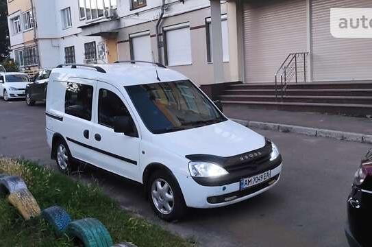 Opel Combo 2004г. в рассрочку