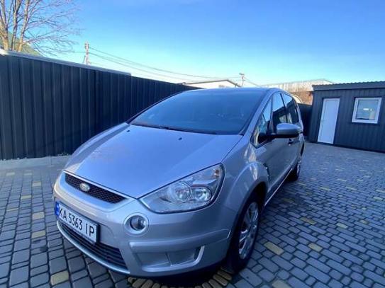 Ford S-max 2007г. в рассрочку