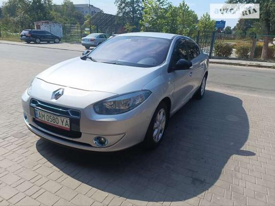 Renault Fluence 2011р. у розстрочку