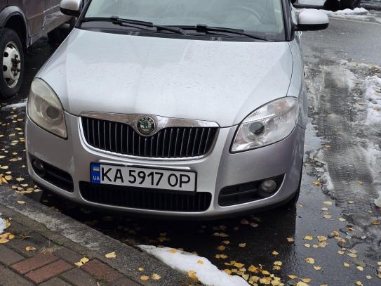 Skoda Fabia
                           2008г. в рассрочку