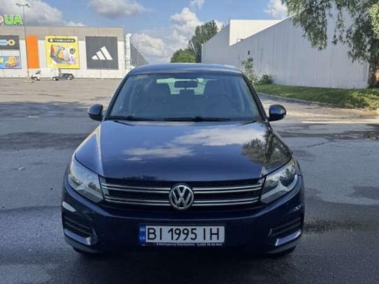 Volkswagen Tiguan                          2013г. в рассрочку