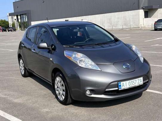 Nissan Leaf
                            2015г. в рассрочку