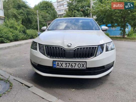 Skoda Octavia                         2018г. в рассрочку