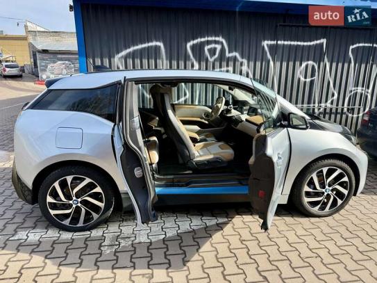 Bmw I3
                              2015г. в рассрочку