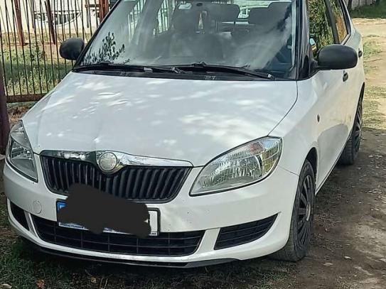Skoda Fabia                           2010г. в рассрочку