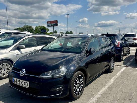 Volkswagen Golf
                            2016г. в рассрочку