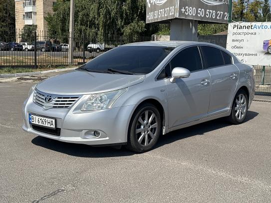 Toyota Avensis 2009г. в рассрочку