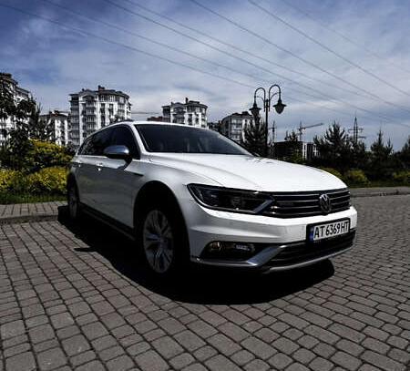Volkswagen Passat alltrack
                 2017г. в рассрочку