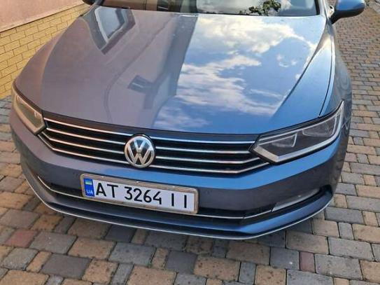Volkswagen Passat
                          2015г. в рассрочку