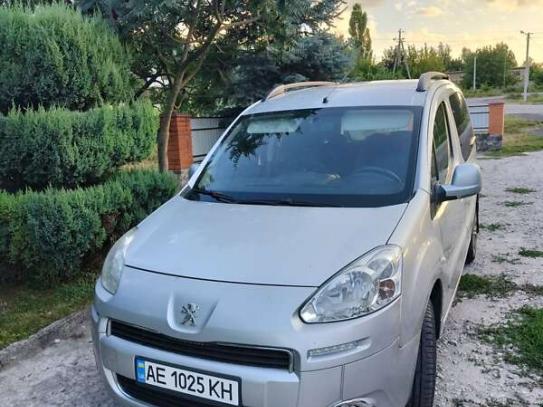 Peugeot Partner 2014р. у розстрочку
