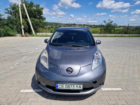 Nissan Leaf 2014г. в рассрочку