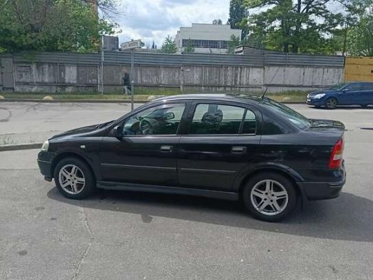 Opel Astra                           2007г. в рассрочку