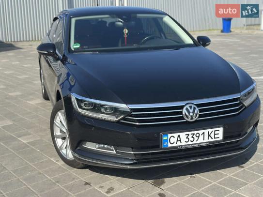 Volkswagen Passat
                          2017г. в рассрочку
