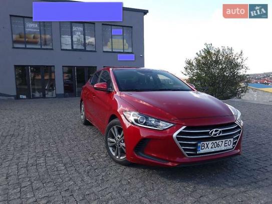 Hyundai Elantra
                         2017г. в рассрочку