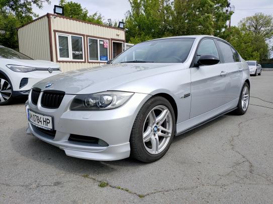 Bmw 320d                            2005г. в рассрочку