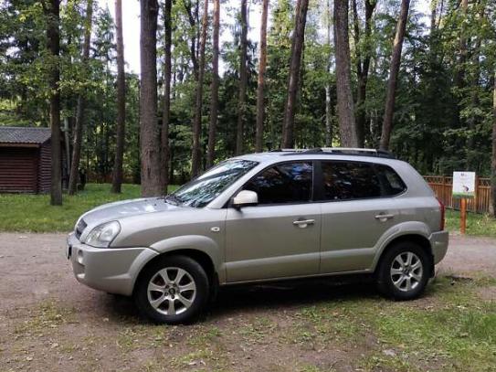Hyundai Tucson 2004г. в рассрочку