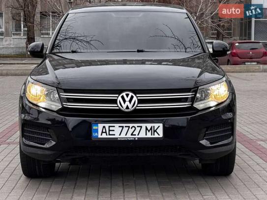 Volkswagen Tiguan
                          2012г. в рассрочку