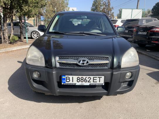 Hyundai Tucson 2005г. в рассрочку