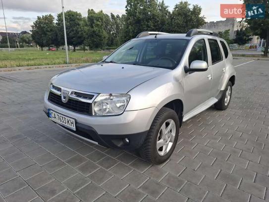 Dacia Duster
                          2010г. в рассрочку