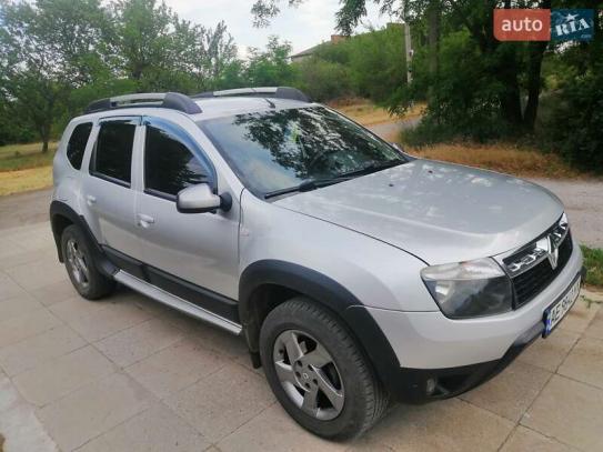 Renault Duster
                          2013г. в рассрочку