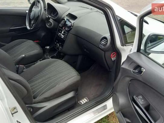 Opel Corsa
                           2010г. в рассрочку