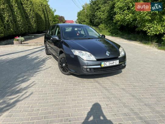 Renault Laguna                          2007г. в рассрочку