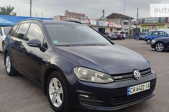 Volkswagen Golf 2016р. у розстрочку