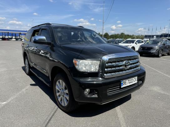 Toyota Sequoia 2016г. в рассрочку