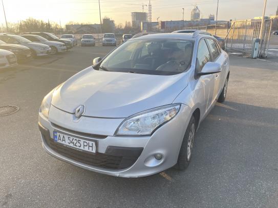 Renault Megane                          2012г. в рассрочку