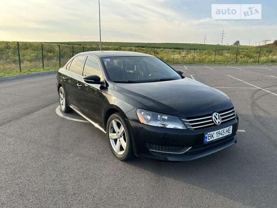 Volkswagen Passat 2012р. у розстрочку