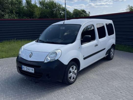 Renault Kangoo                          2012г. в рассрочку