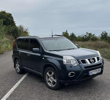 Nissan X-trail 2011г. в рассрочку