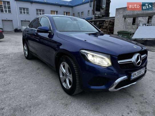 Mercedes-benz Glc 220d
                        2017г. в рассрочку
