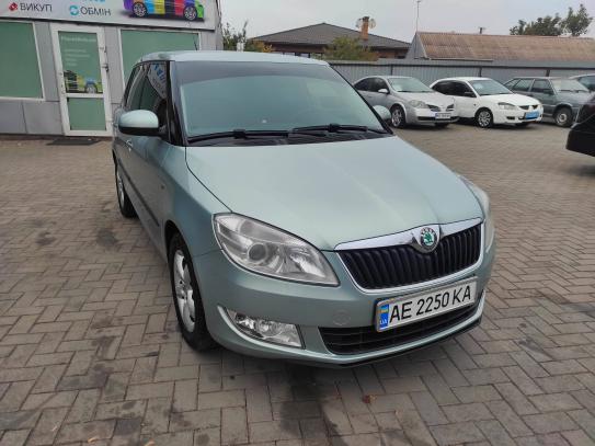 Skoda Fabia
                           2011г. в рассрочку