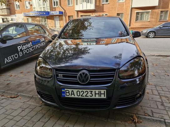 Volkswagen Golf 2008р. у розстрочку